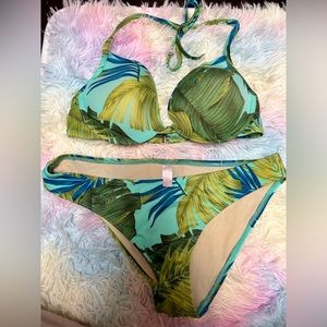 Victorias Secret Tropical Bikini